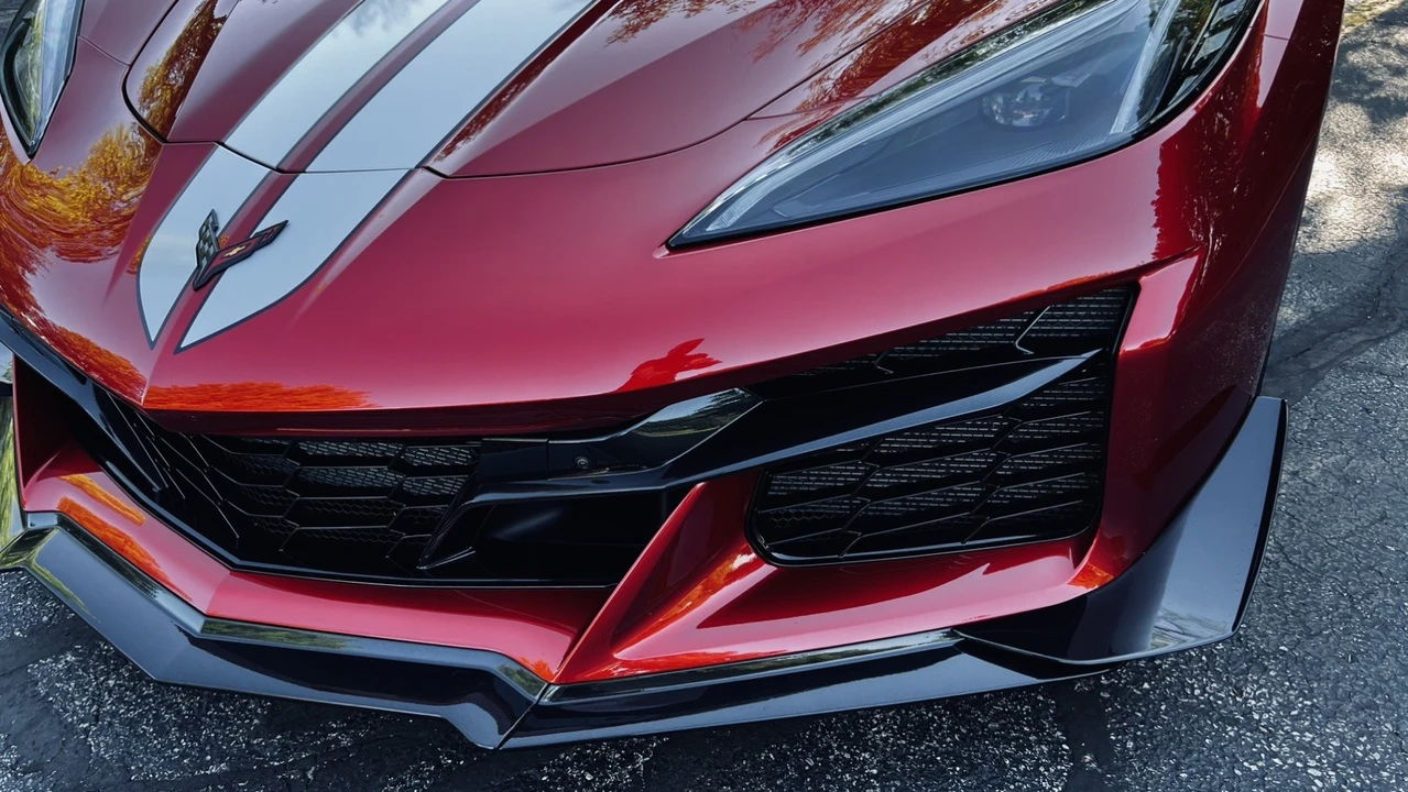 2024 Chevrolet Corvette C8 Z06 - Image 27 of 31