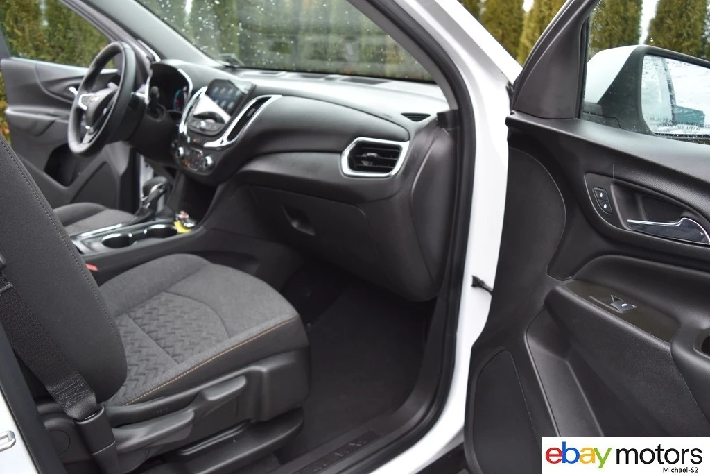 2024 Chevrolet Equinox - Image 17 of 24