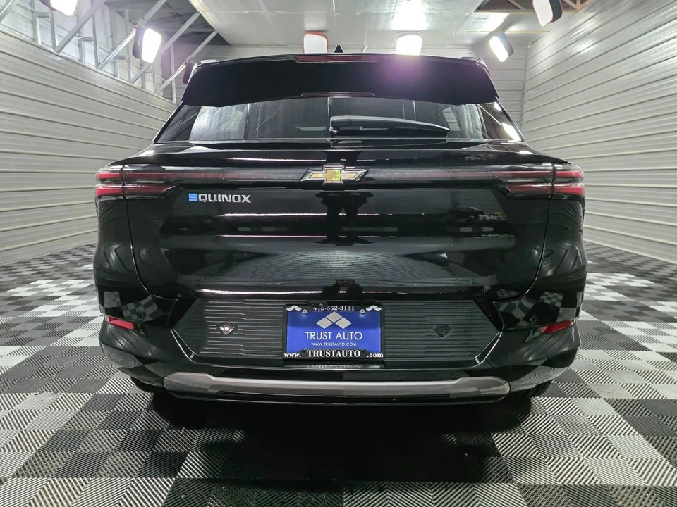2024 Chevrolet Equinox - Image 6 of 12