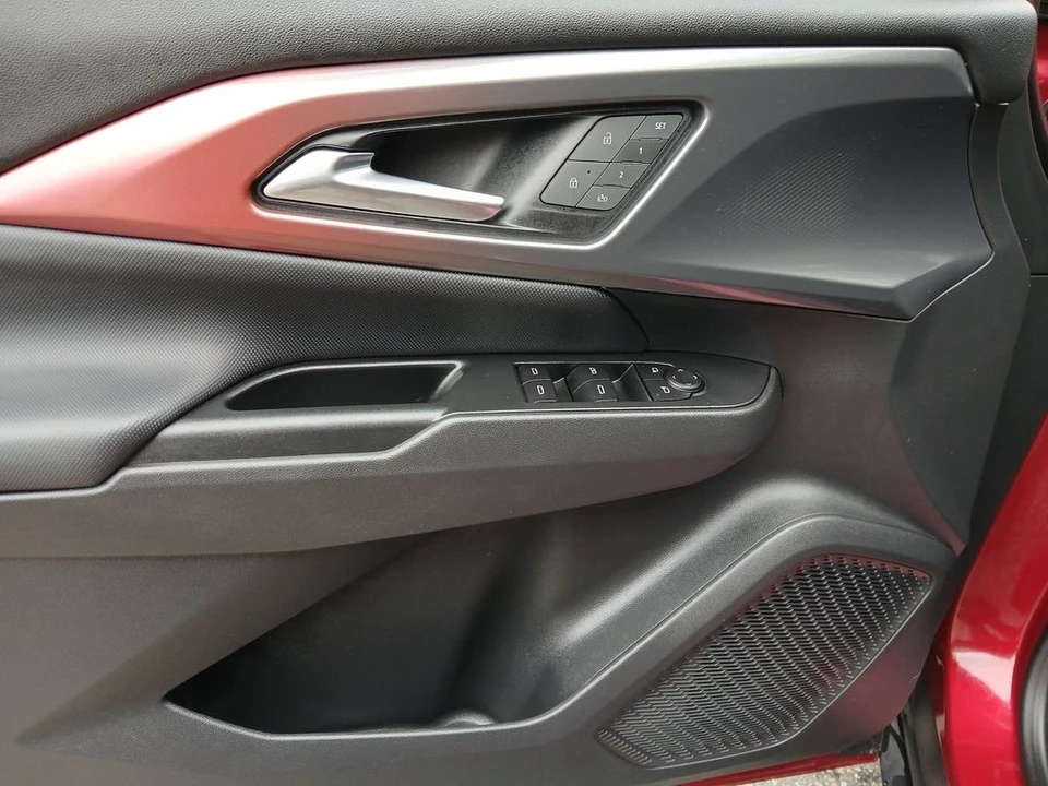 2024 Chevrolet Equinox - Image 12 of 12