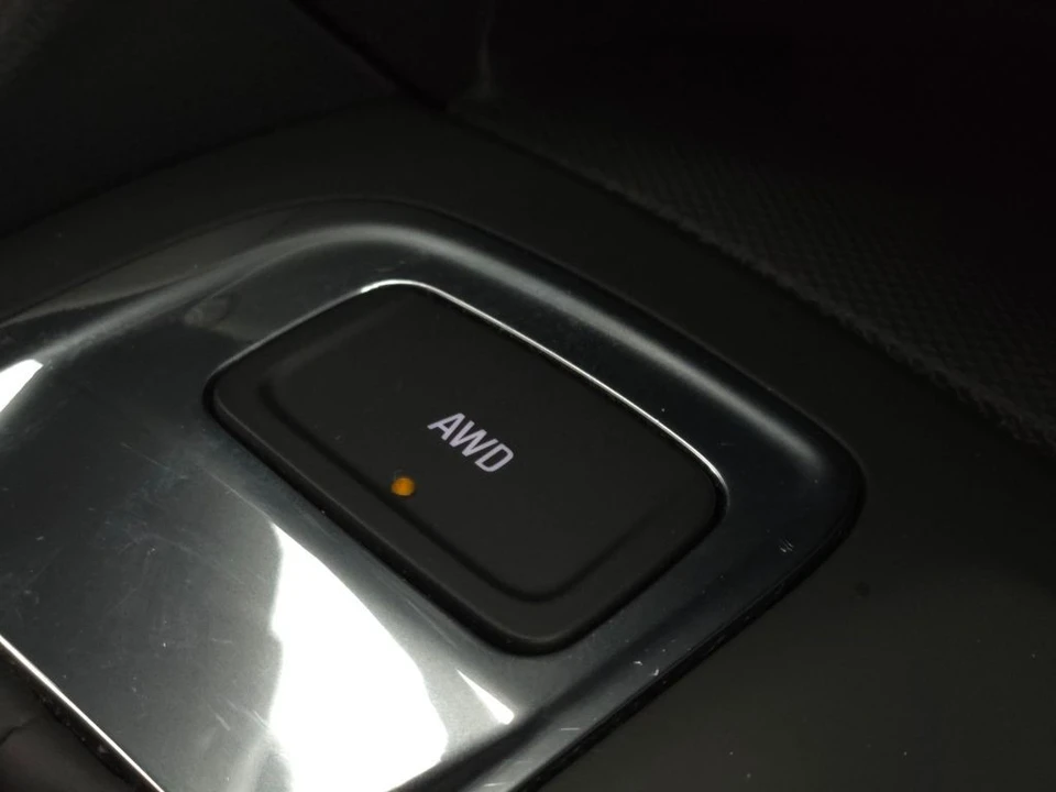 2024 Chevrolet Equinox - Image 4 of 12