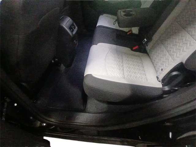 2024 Chevrolet Equinox - Image 14 of 21