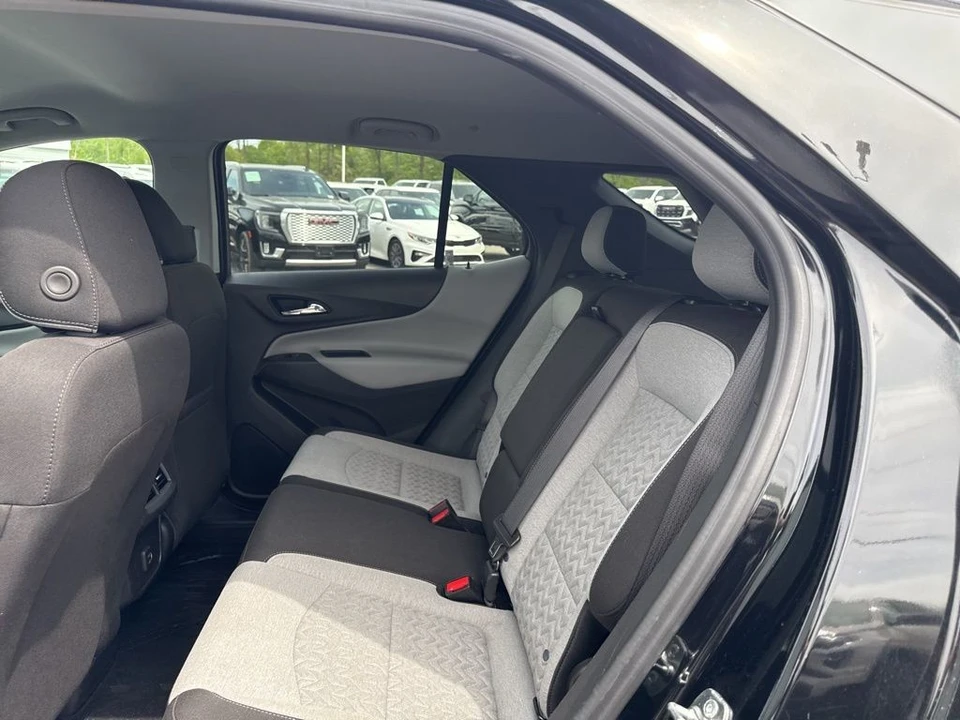 2024 Chevrolet Equinox - Image 12 of 31