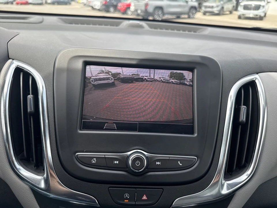 2024 Chevrolet Equinox - Image 20 of 31