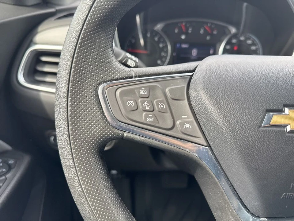 2024 Chevrolet Equinox - Image 16 of 31