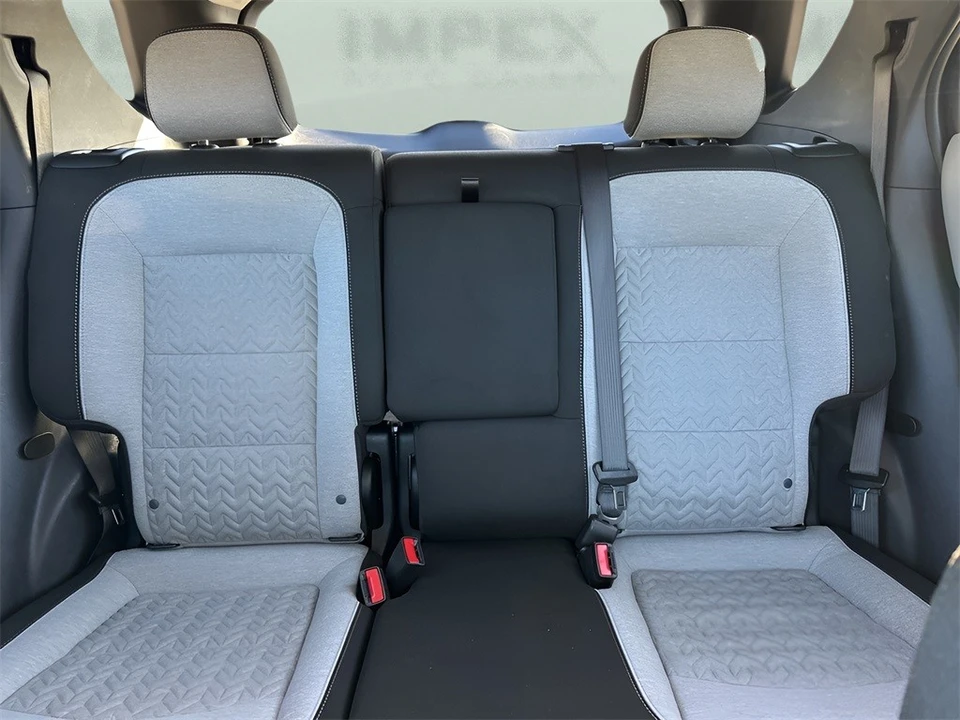 2024 Chevrolet Equinox - Image 11 of 12