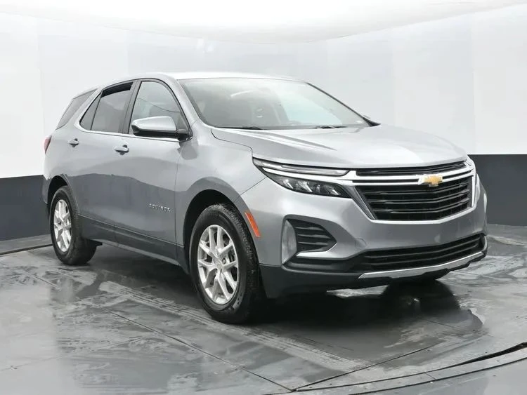 2024 Chevrolet Equinox - Image 2 of 12