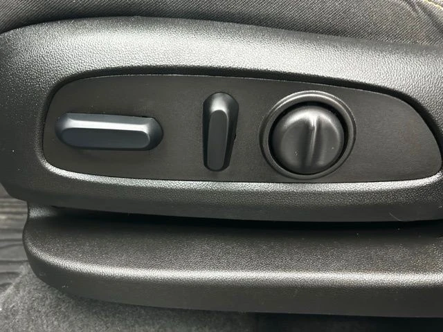 2024 Chevrolet Equinox - Image 8 of 12