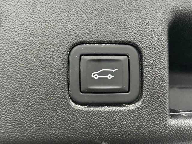 2024 Chevrolet Equinox - Image 9 of 12