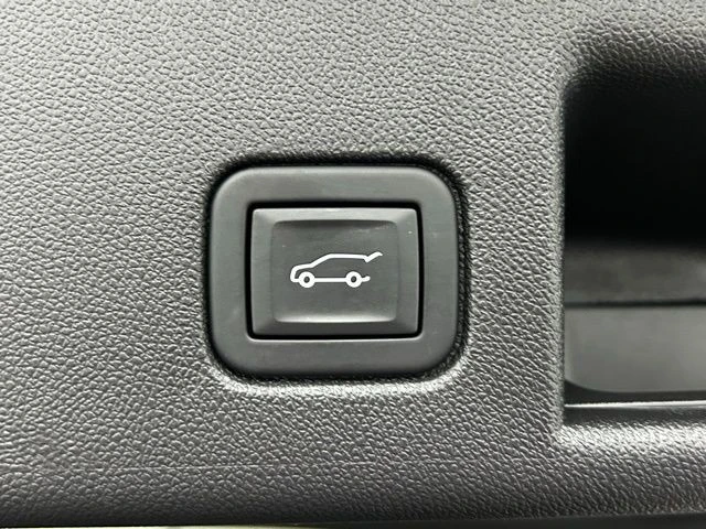2024 Chevrolet Equinox - Image 9 of 12