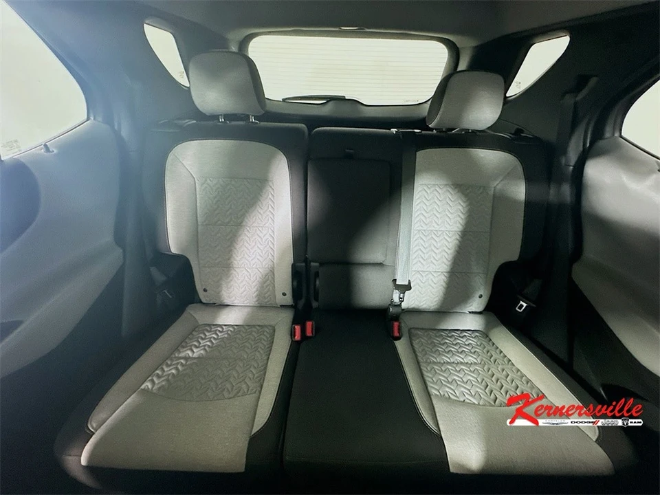 2024 Chevrolet Equinox - Image 13 of 21
