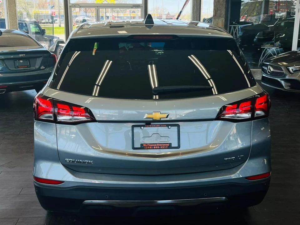 2024 Chevrolet Equinox - Image 9 of 12