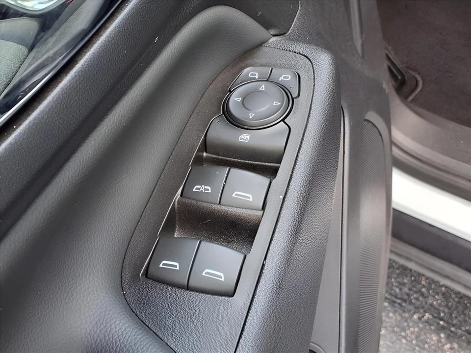 2024 Chevrolet Equinox - Image 5 of 21