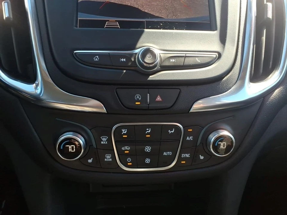 2024 Chevrolet Equinox - Image 11 of 21
