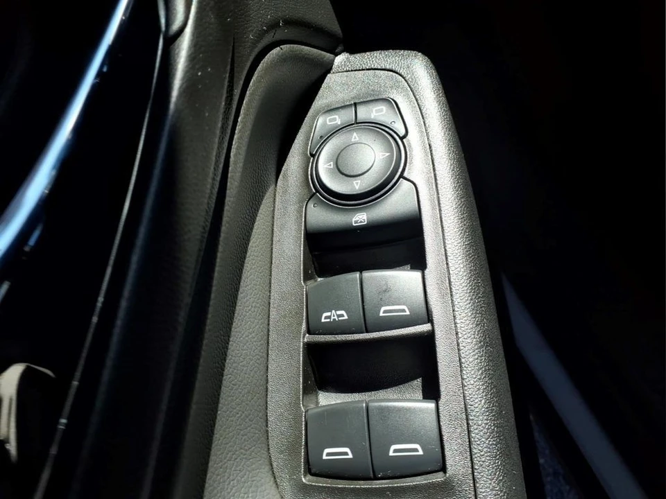 2024 Chevrolet Equinox - Image 16 of 21