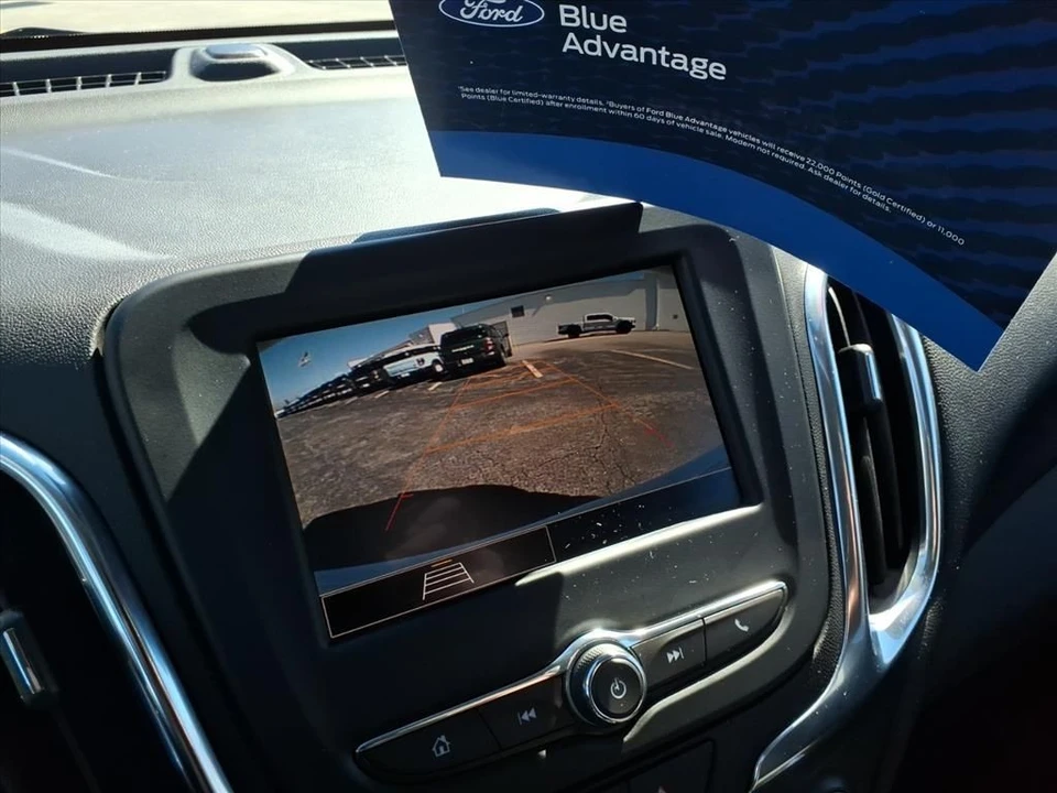 2024 Chevrolet Equinox - Image 10 of 21