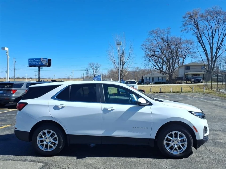 2024 Chevrolet Equinox - Image 8 of 21