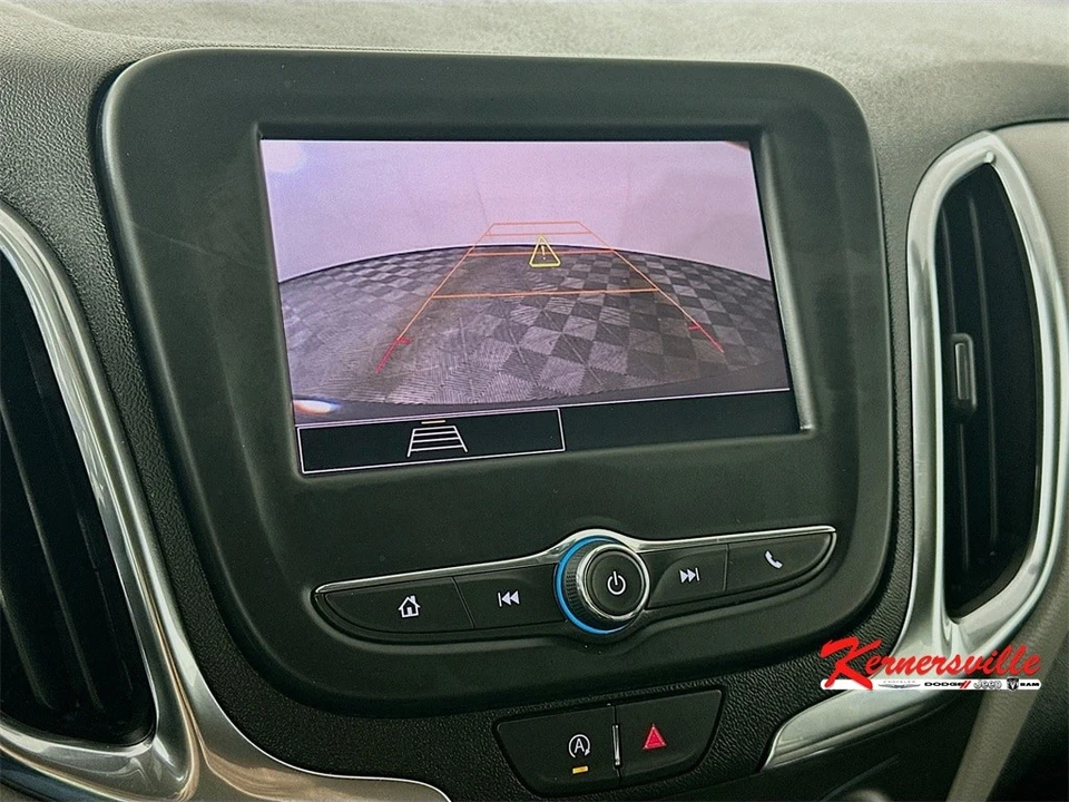 2024 Chevrolet Equinox - Image 20 of 21