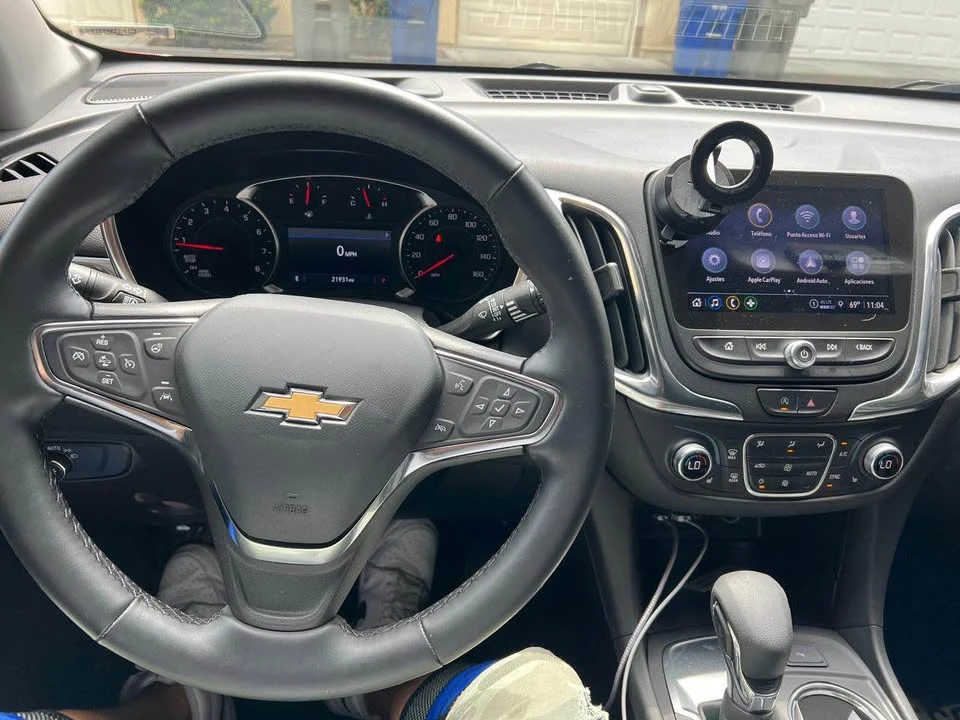 2024 Chevrolet Equinox - Image 2 of 8