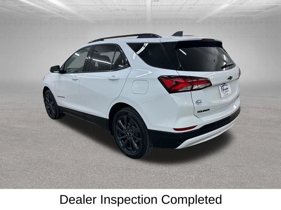 2024 Chevrolet Equinox - Image 10 of 31
