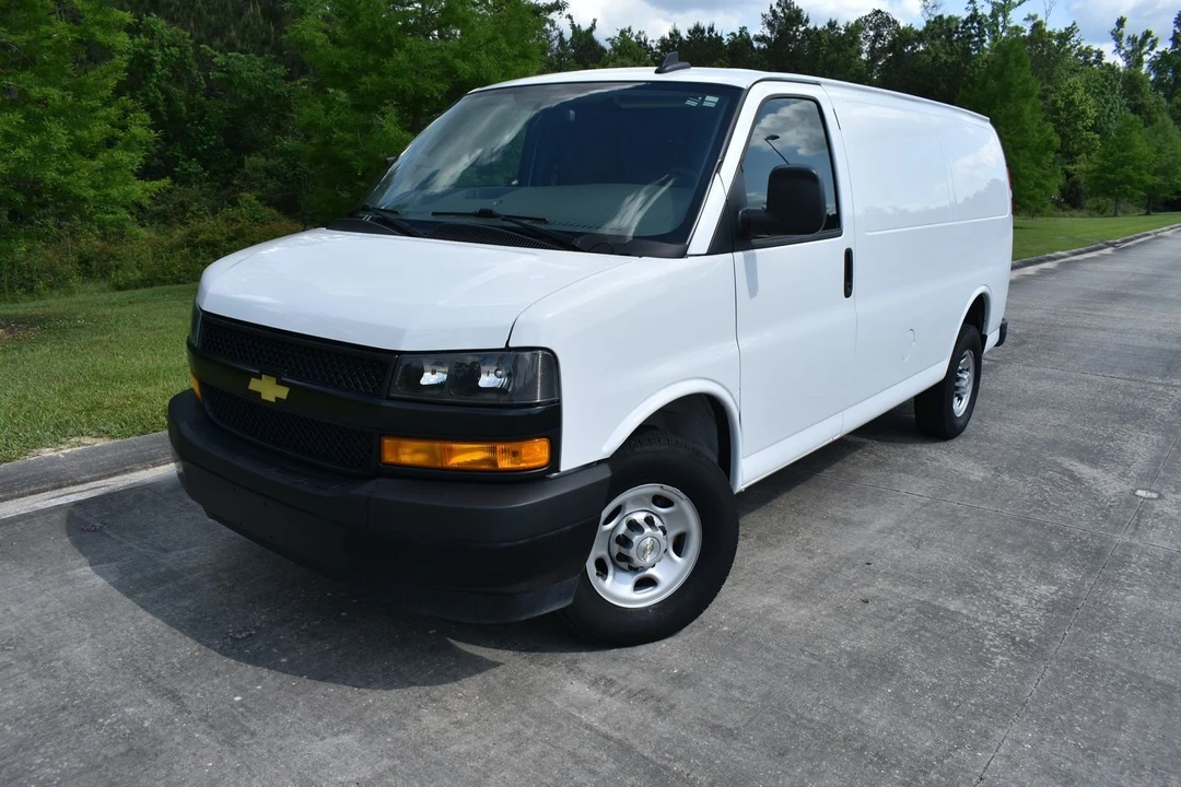 2024 Chevrolet Express - Image 6 of 17