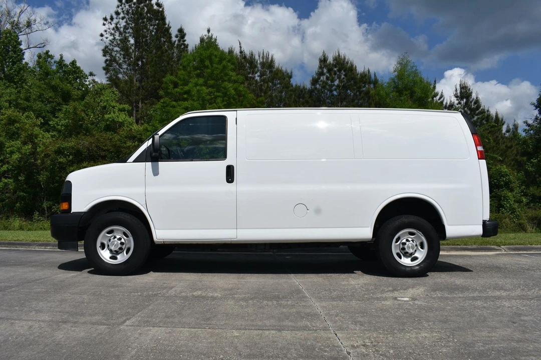 2024 Chevrolet Express - Image 7 of 17