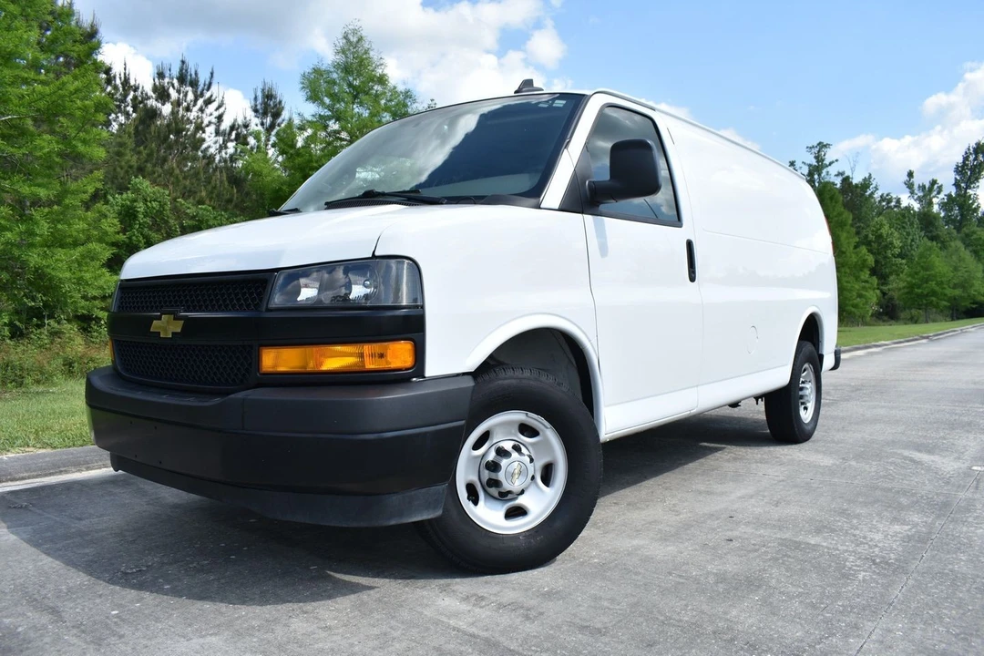 2024 Chevrolet Express - Image 5 of 17