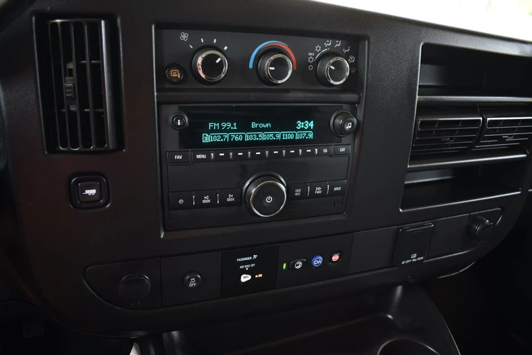 2024 Chevrolet Express - Image 12 of 17