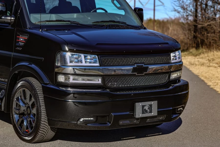 2024 Chevrolet Express - Image 12 of 31