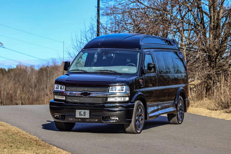 2024 Chevrolet Express - Image 5 of 31