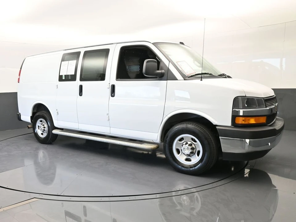 2024 Chevrolet Express - Image 8 of 12