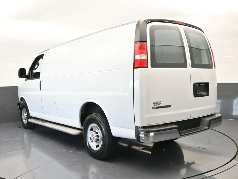 2024 Chevrolet Express - Image 4 of 12