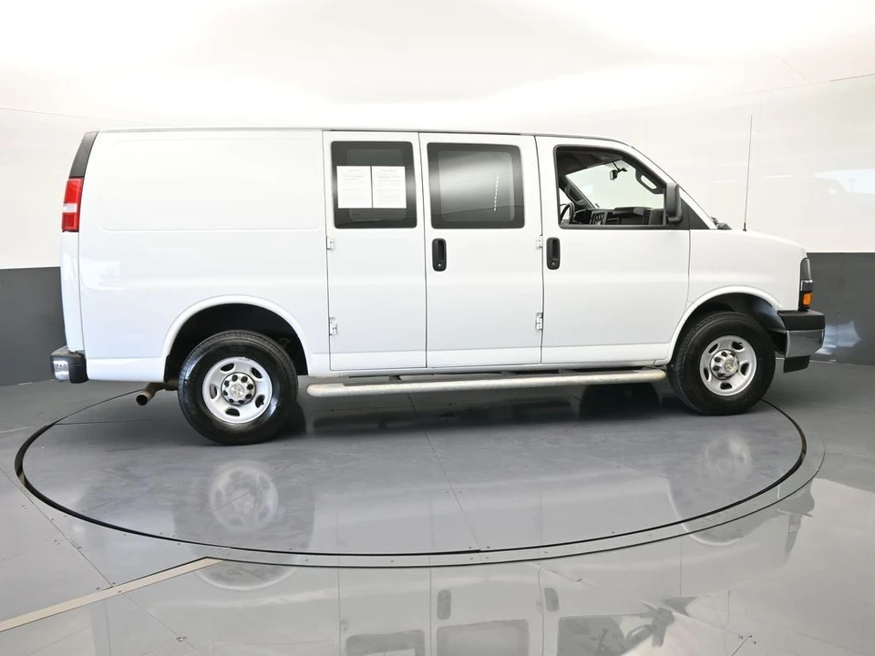 2024 Chevrolet Express - Image 7 of 12