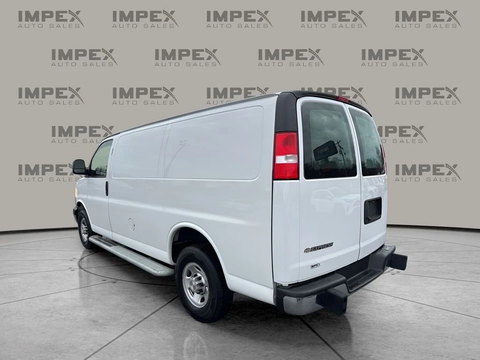 2024 Chevrolet Express - Image 3 of 12