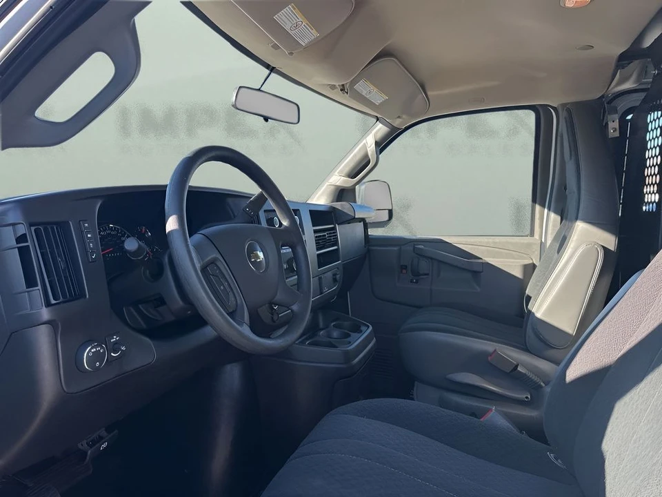 2024 Chevrolet Express - Image 9 of 12