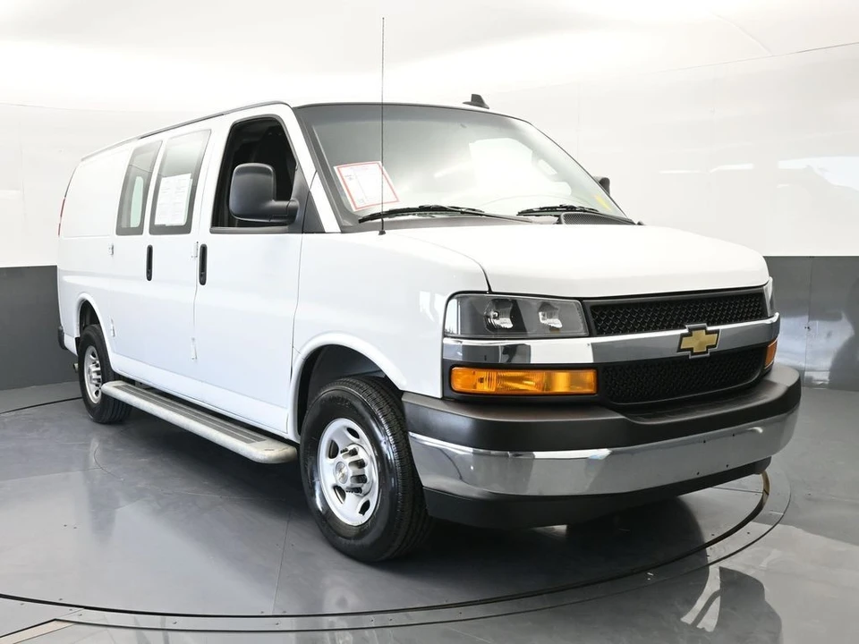 2024 Chevrolet Express - Image 9 of 12