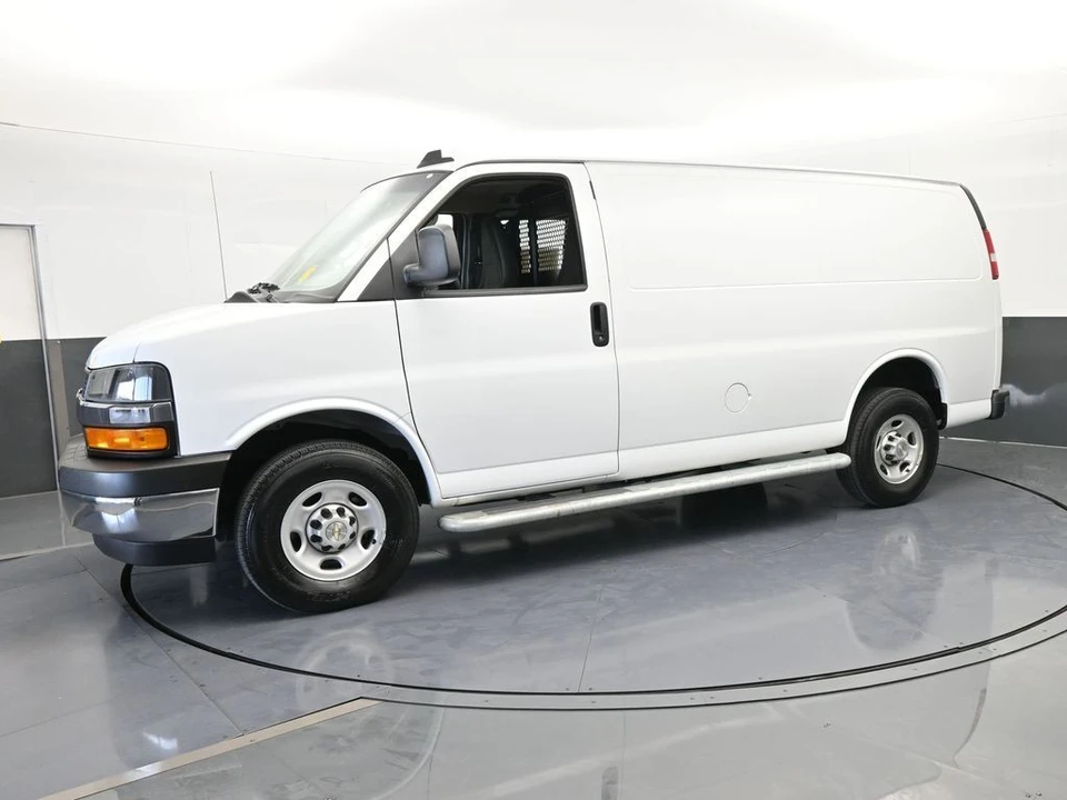 2024 Chevrolet Express - Image 2 of 12