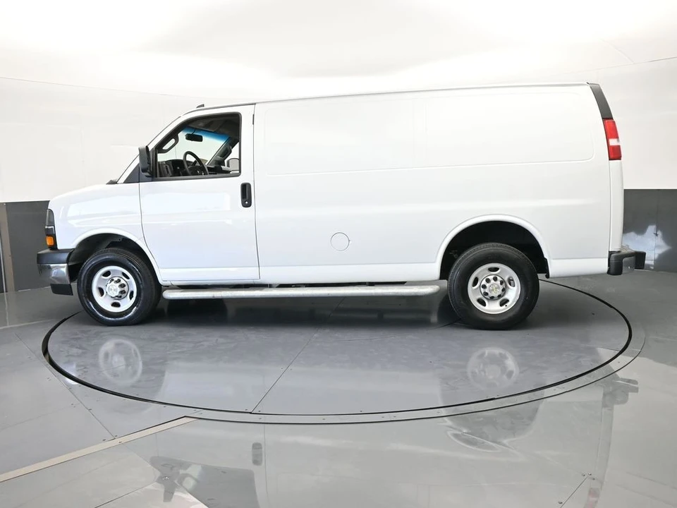 2024 Chevrolet Express - Image 3 of 12
