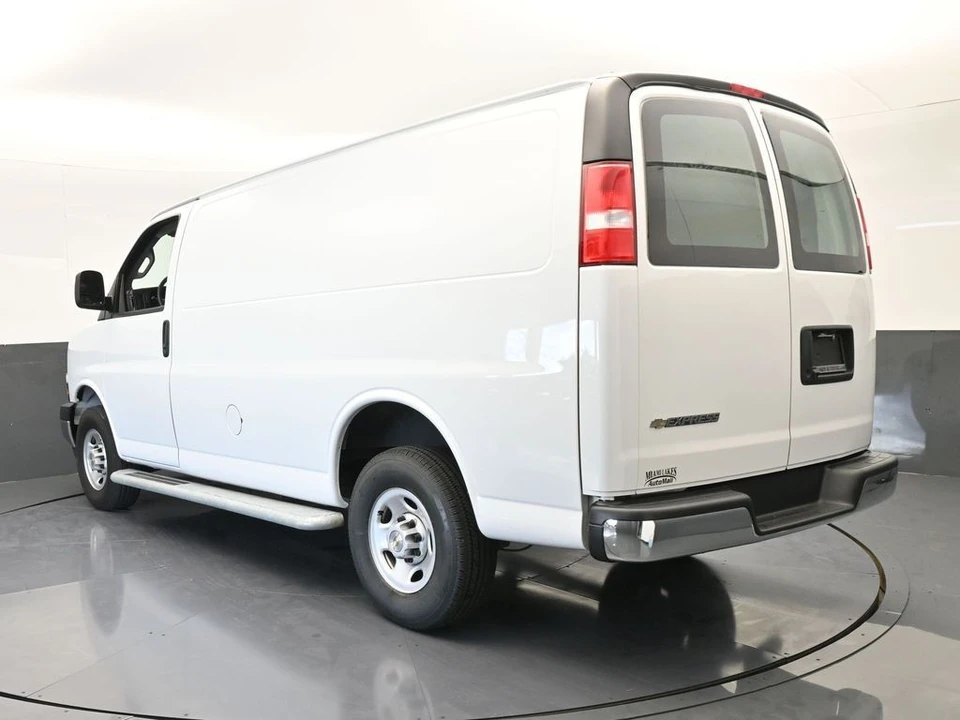 2024 Chevrolet Express - Image 4 of 12
