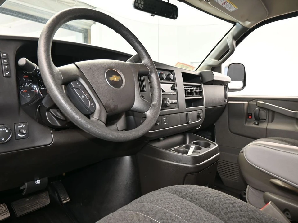 2024 Chevrolet Express - Image 12 of 12