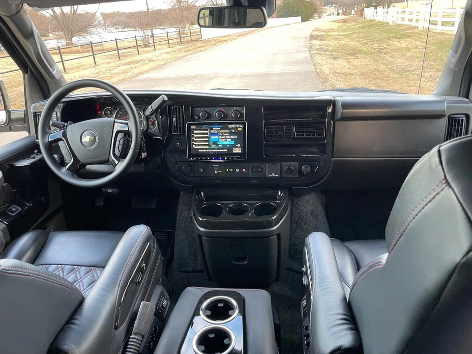 2024 Chevrolet Express - Image 21 of 21