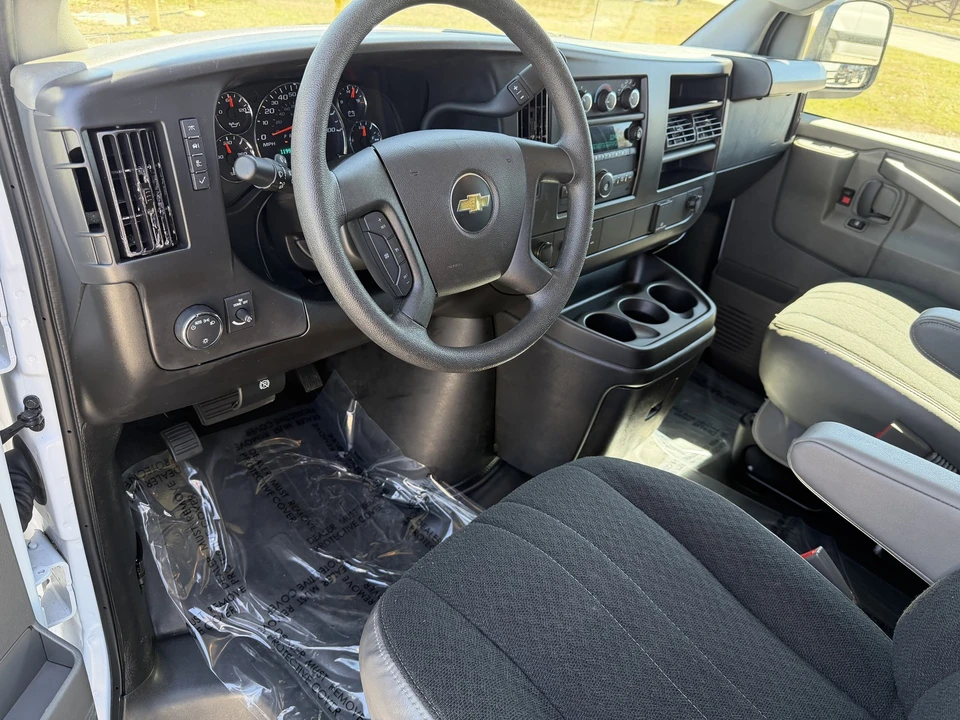 2024 Chevrolet Express - Image 13 of 21