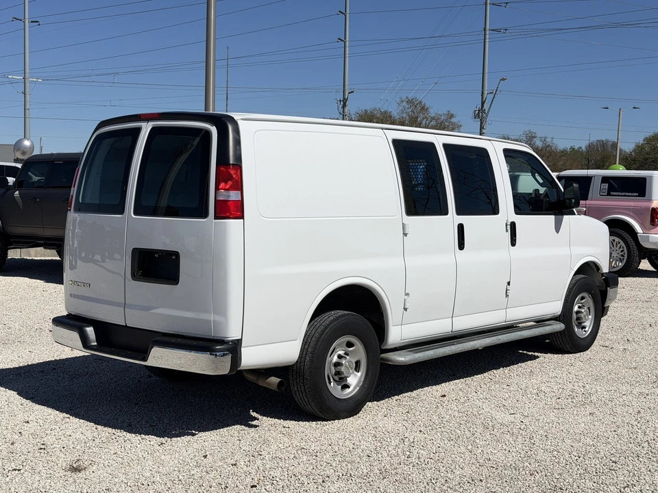 2024 Chevrolet Express - Image 7 of 21