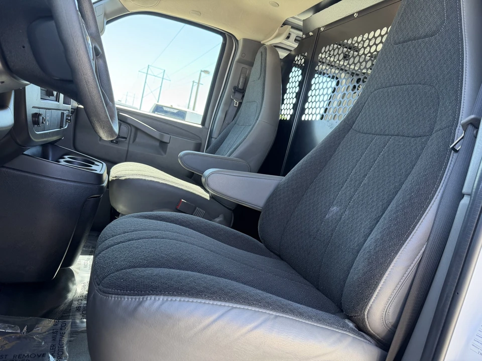 2024 Chevrolet Express - Image 20 of 21