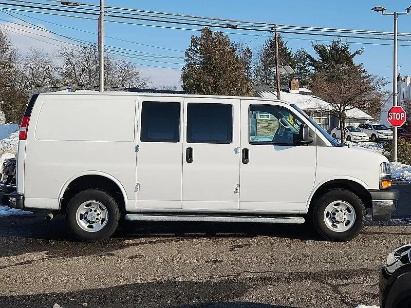 2024 Chevrolet Express - Image 7 of 12
