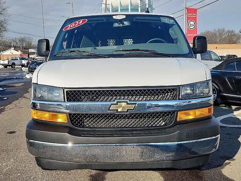 2024 Chevrolet Express - Image 2 of 12