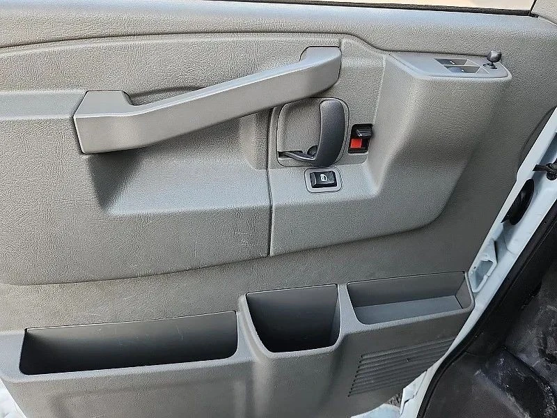 2024 Chevrolet Express - Image 12 of 12