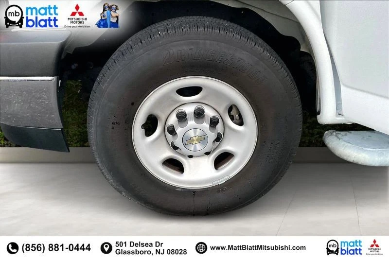 2024 Chevrolet Express - Image 10 of 12