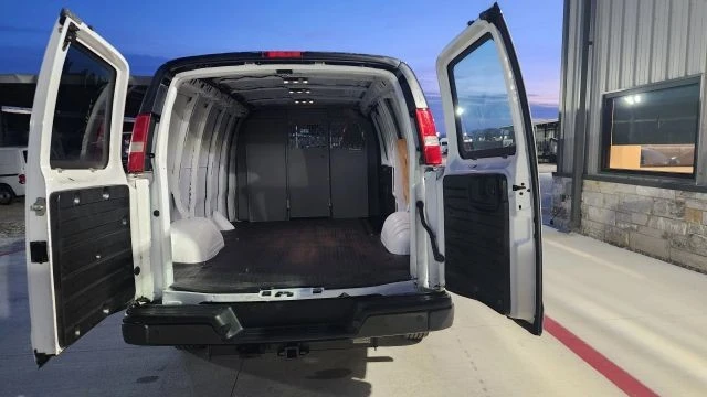 2024 Chevrolet Express - Image 13 of 21