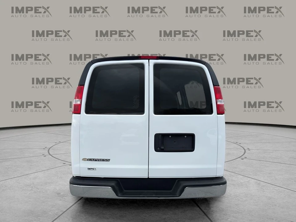 2024 Chevrolet Express - Image 4 of 12